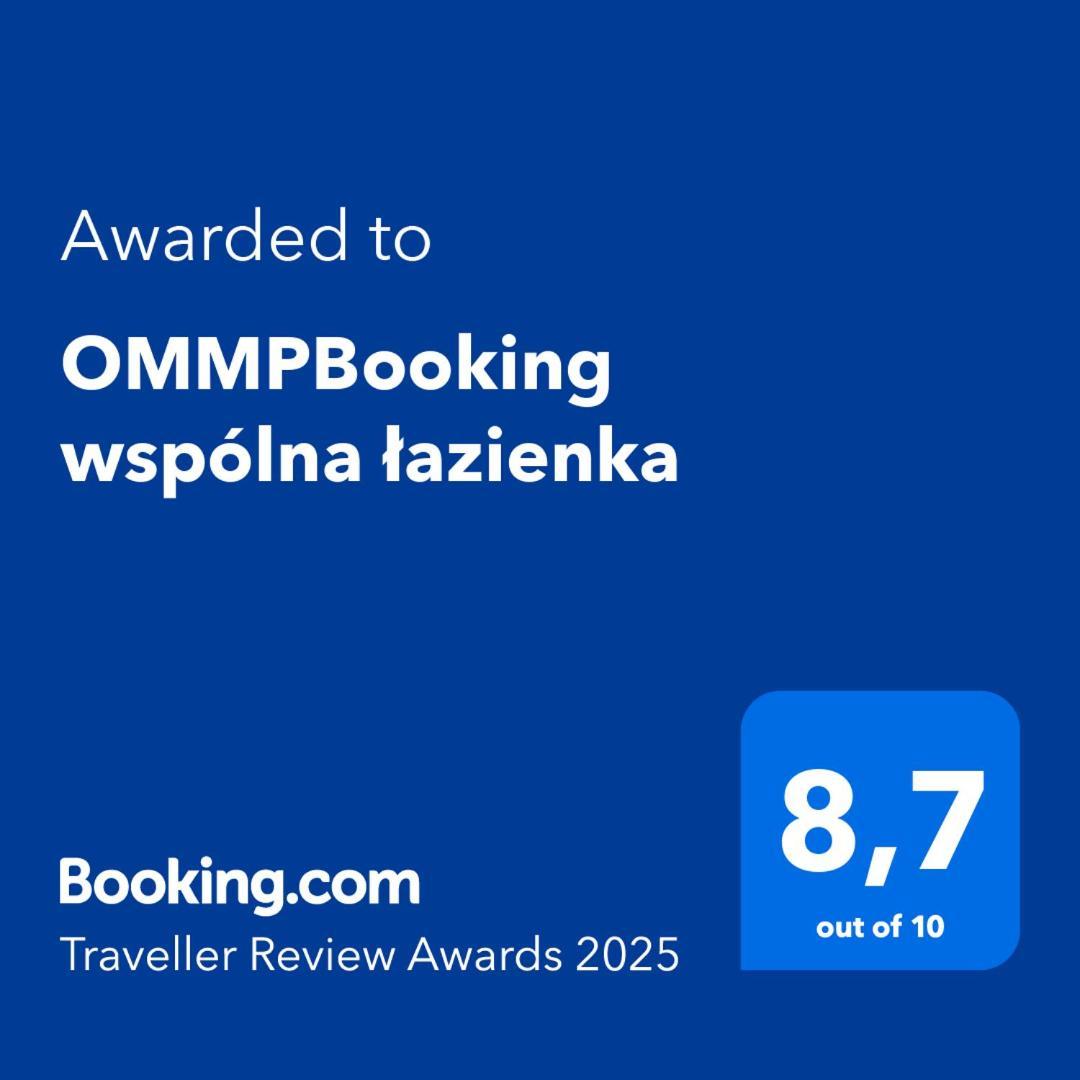 Ommpbooking Wspolna Lazienka Częstochowa Buitenkant foto